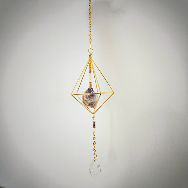 Geometric Crystal Suncatcher // single stone with Iridescent bead