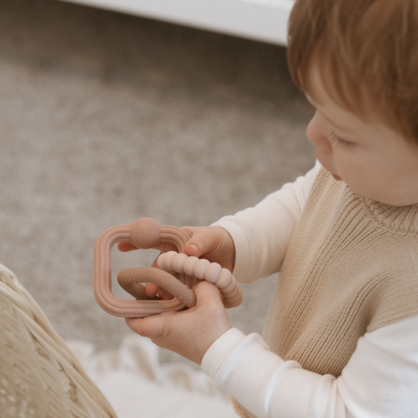 Teethy Links Teether | Pink Lemonade