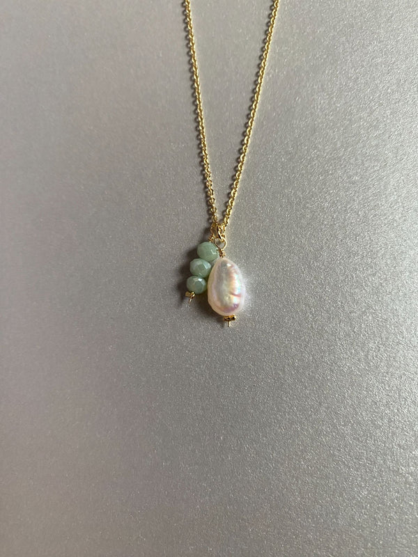 Elegant Dainty Pearl Pendant Chain Necklace - 1