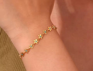 Turquoise and gold flower bracelet  - 1