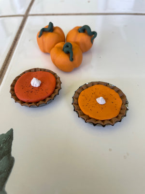 Pumpkin Pie Magnet - 1