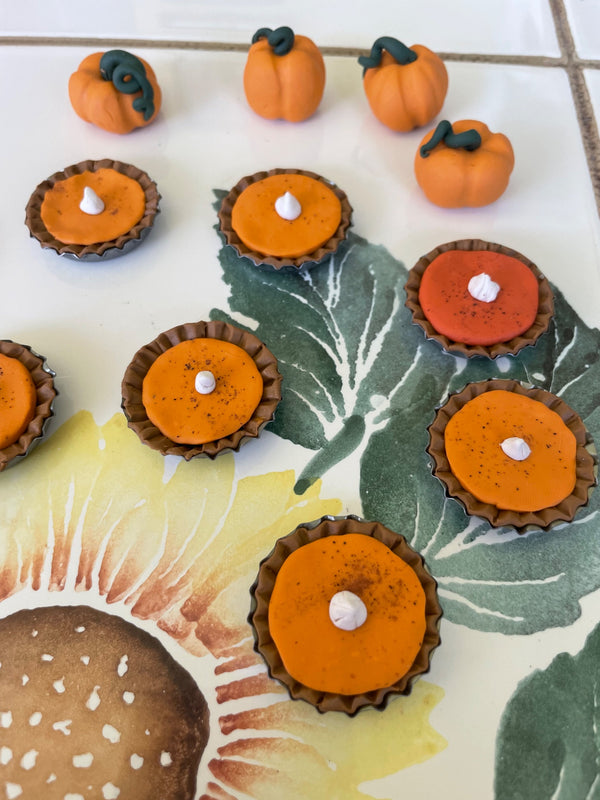 Pumpkin Pie Magnet - 2