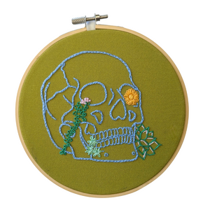 Skull Plants Embroidery Kit - 1