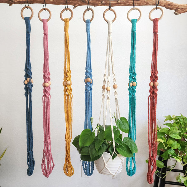 Macrame Plant Hanger With No Tassels - 1