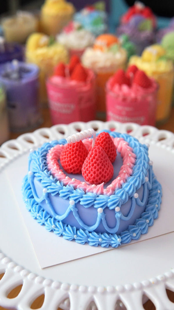 611fc05e3c4ce80992caae23_blue-heart-bento-cake-candle1_1783729985145.jpg