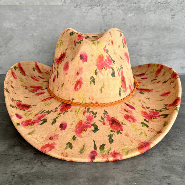 611fc05e3c4ce80992caae23_red-roses-tan-pinched-cowboy-front_1786551504203.jpg