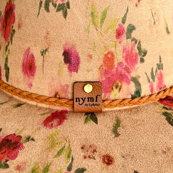 611fc05e3c4ce80992caae23_red-roses-tan-pinched-rancher-back-detail_1786551926642.jpg